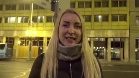 Blowjob ohne Kondom Finde eine Prostituierte Oberndorf bei Salzburg